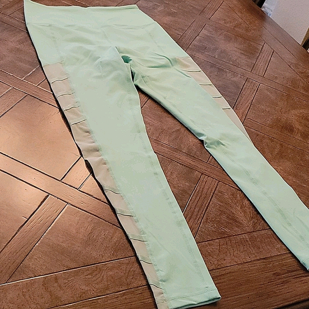 BUFFBUNNY LEGGINGS